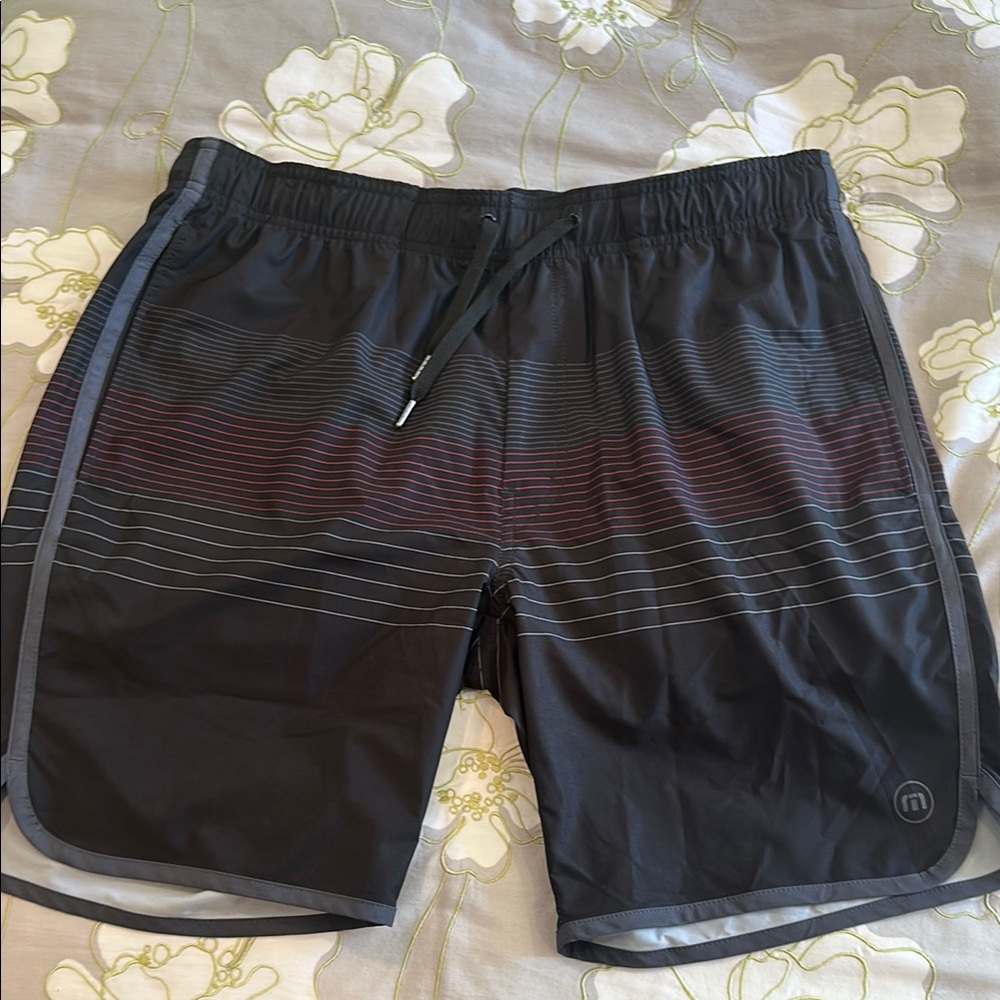 Travis Mathew Black and Gray Athletic Shorts, Size Large, BNWOT